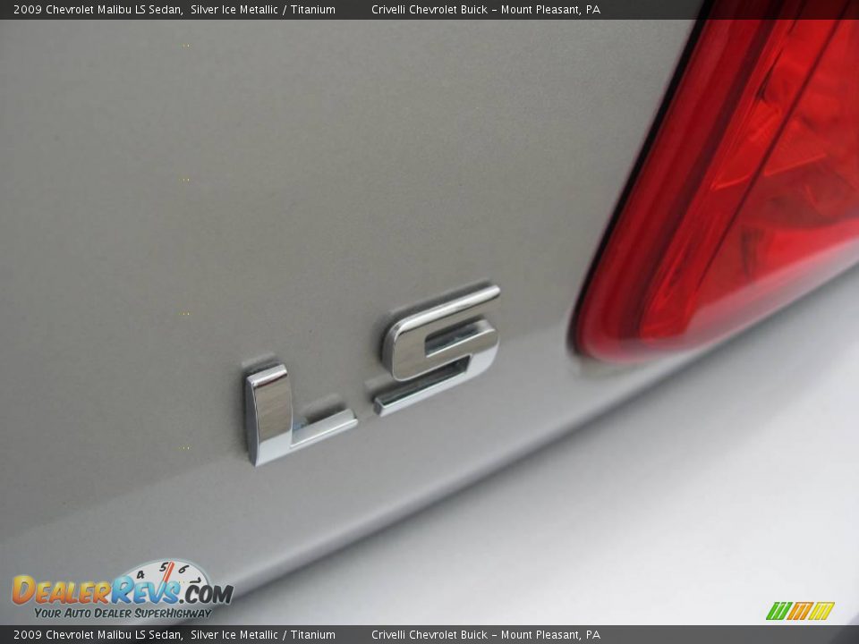 2009 Chevrolet Malibu LS Sedan Silver Ice Metallic / Titanium Photo #6