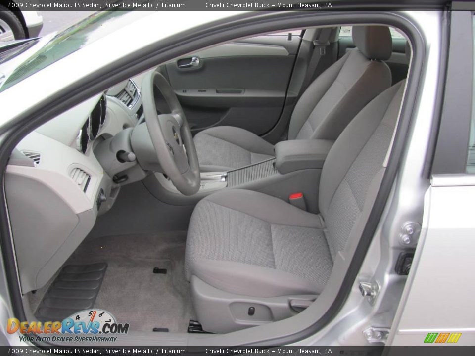 2009 Chevrolet Malibu LS Sedan Silver Ice Metallic / Titanium Photo #15