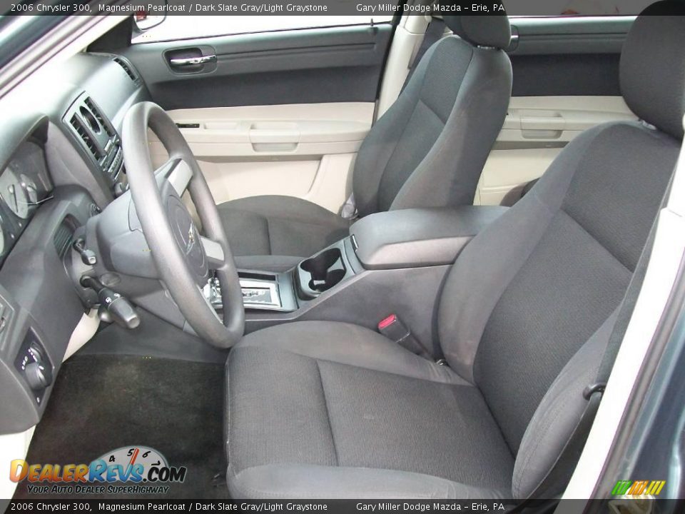 2006 Chrysler 300 Magnesium Pearlcoat / Dark Slate Gray/Light Graystone Photo #12