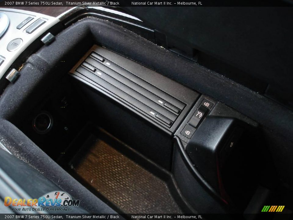 2007 BMW 7 Series 750Li Sedan Titanium Silver Metallic / Black Photo #20