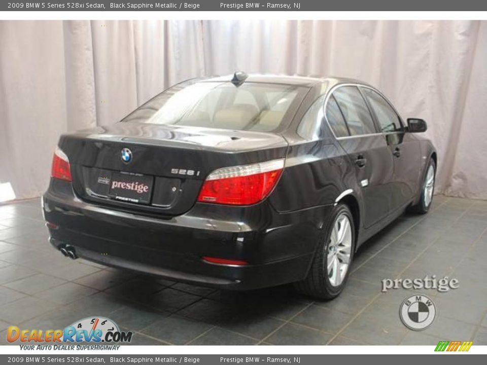 2009 BMW 5 Series 528xi Sedan Black Sapphire Metallic / Beige Photo #2