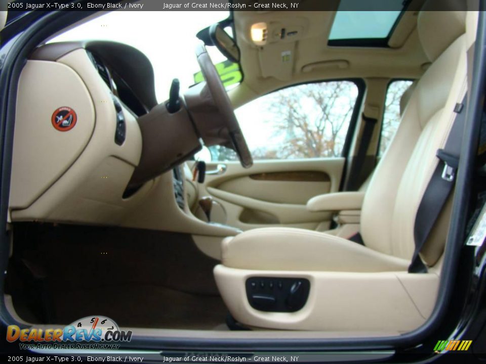 2005 Jaguar X-Type 3.0 Ebony Black / Ivory Photo #13