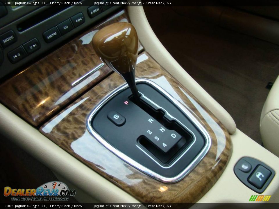 2005 Jaguar X-Type 3.0 Ebony Black / Ivory Photo #18
