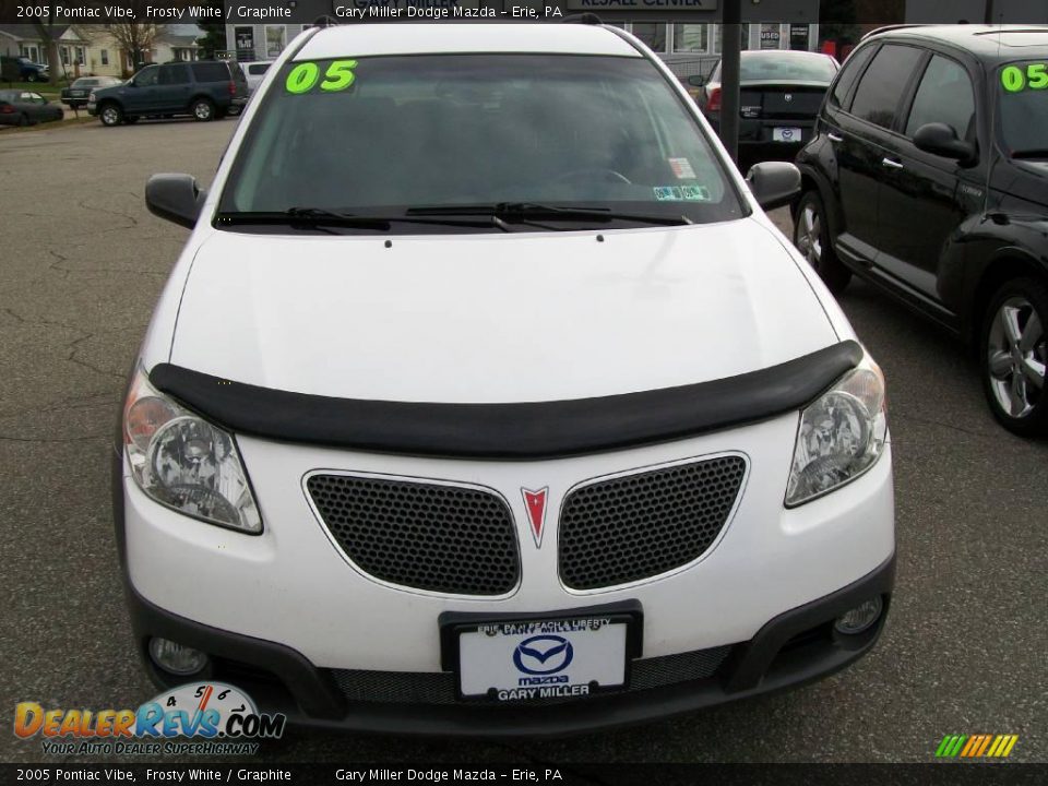 2005 Pontiac Vibe Frosty White / Graphite Photo #9
