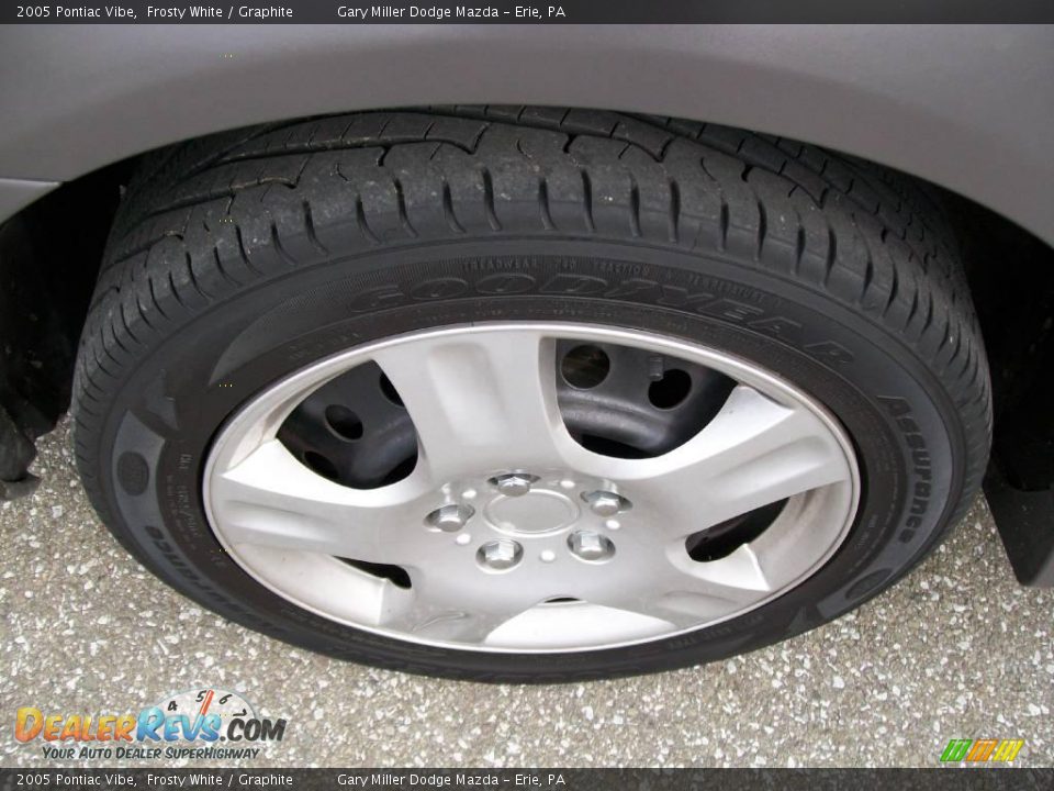 2005 Pontiac Vibe Frosty White / Graphite Photo #10