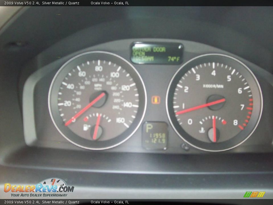 2009 Volvo V50 2.4i Silver Metallic / Quartz Photo #15
