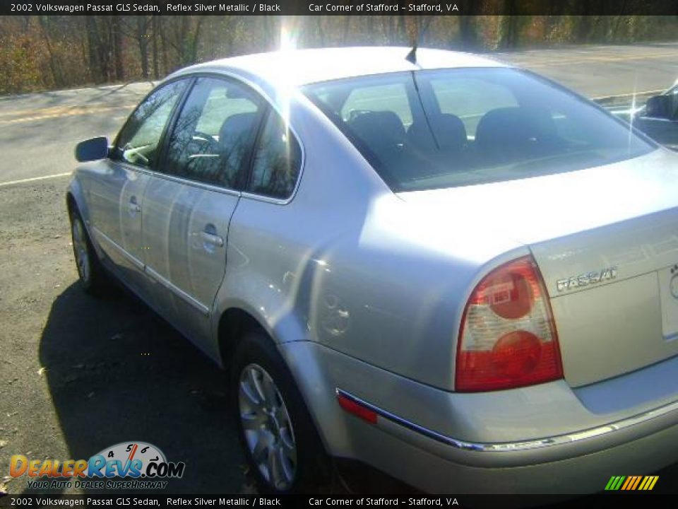 2002 Volkswagen Passat GLS Sedan Reflex Silver Metallic / Black Photo #6