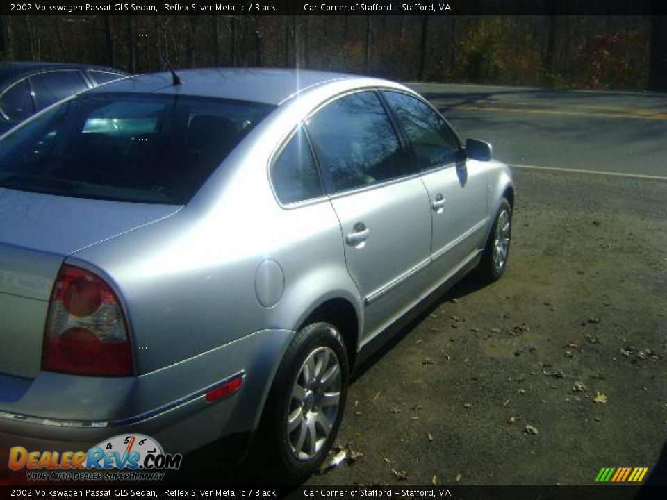 2002 Volkswagen Passat GLS Sedan Reflex Silver Metallic / Black Photo #9