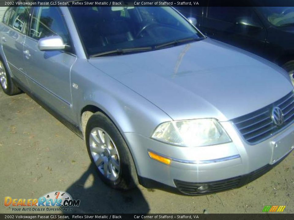 2002 Volkswagen Passat GLS Sedan Reflex Silver Metallic / Black Photo #11