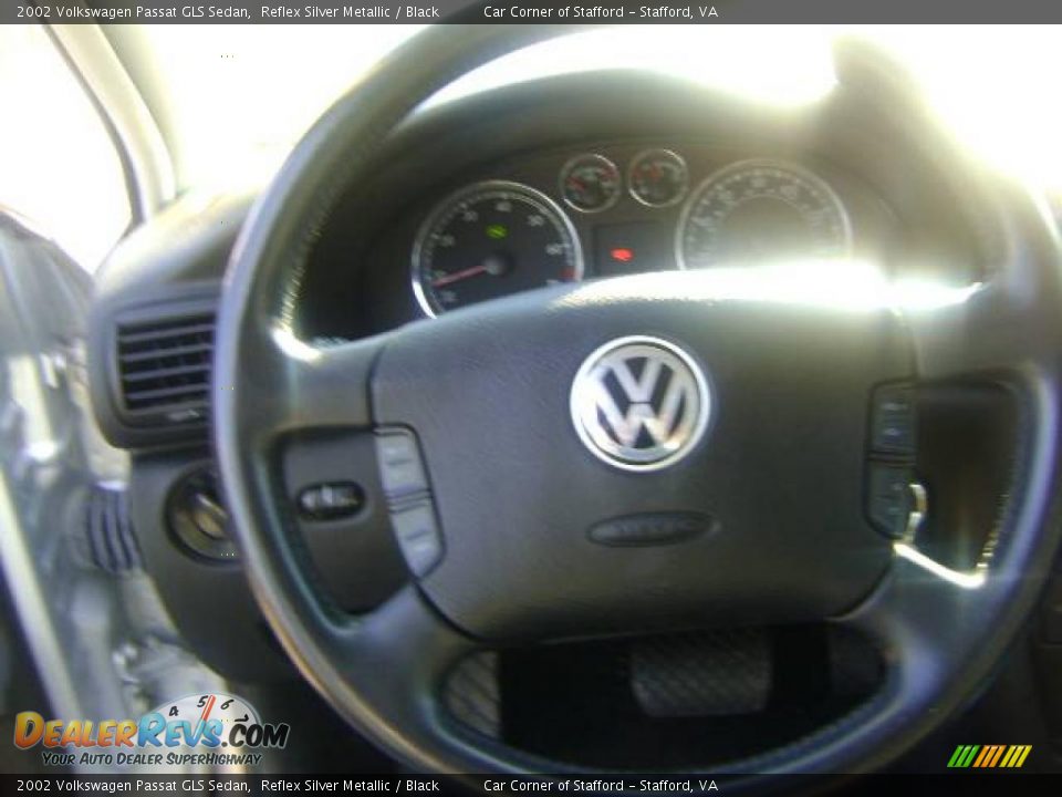 2002 Volkswagen Passat GLS Sedan Reflex Silver Metallic / Black Photo #13