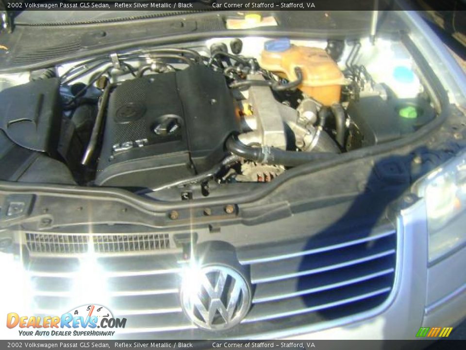 2002 Volkswagen Passat GLS Sedan Reflex Silver Metallic / Black Photo #26