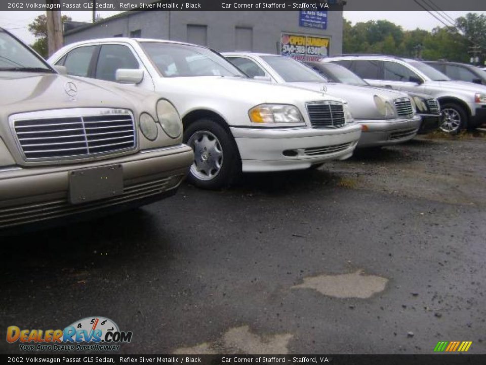 2002 Volkswagen Passat GLS Sedan Reflex Silver Metallic / Black Photo #30