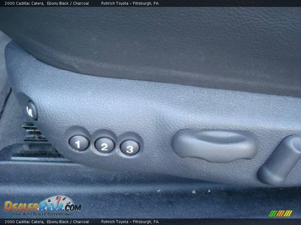 2000 Cadillac Catera Ebony Black / Charcoal Photo #15
