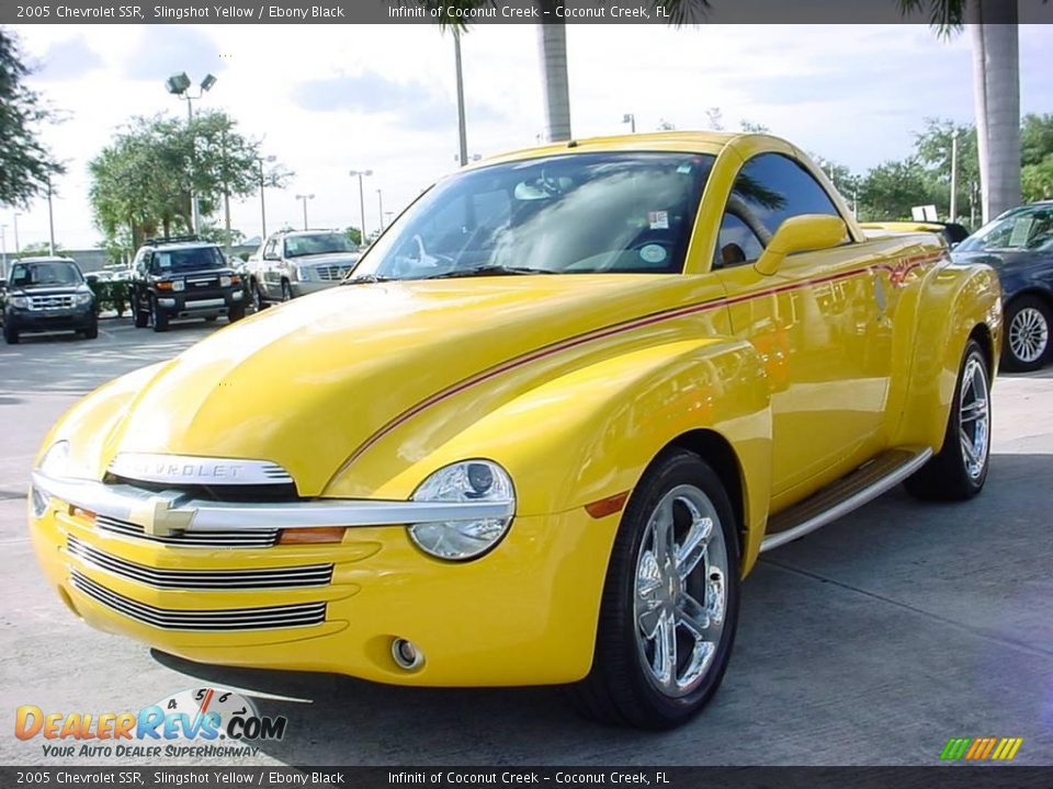 2005 Chevrolet SSR Slingshot Yellow / Ebony Black Photo #7