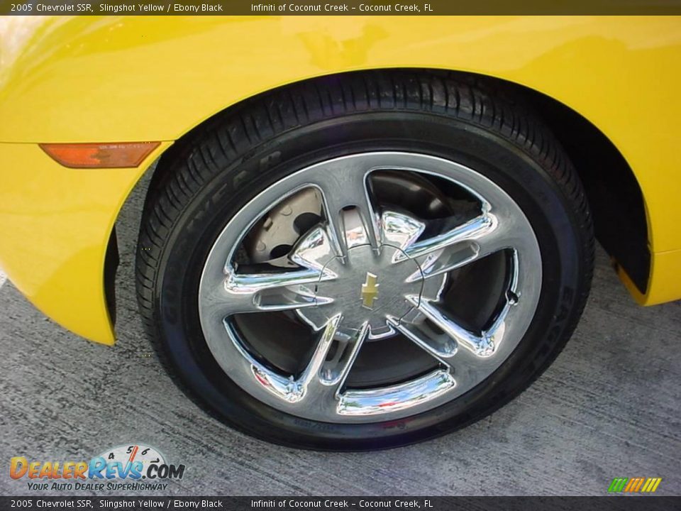 2005 Chevrolet SSR Slingshot Yellow / Ebony Black Photo #13