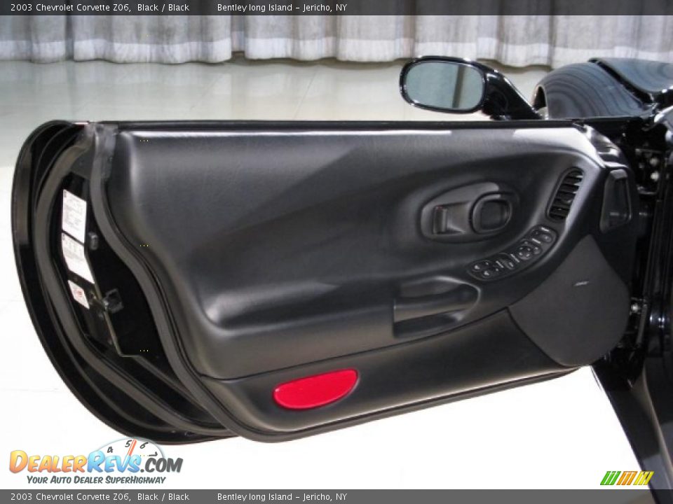 2003 Chevrolet Corvette Z06 Black / Black Photo #12