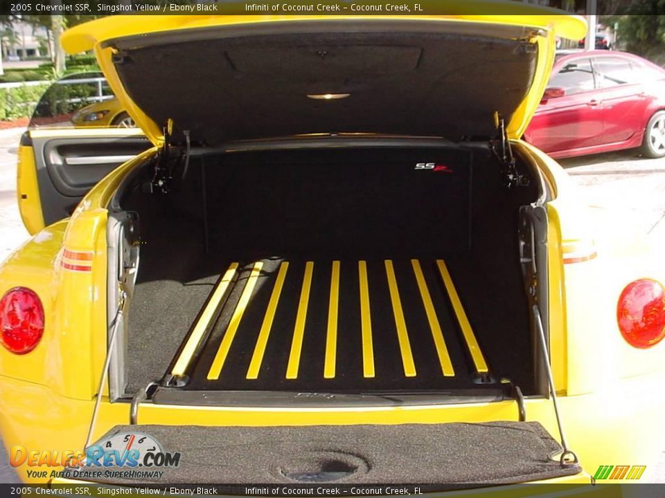 2005 Chevrolet SSR Slingshot Yellow / Ebony Black Photo #26