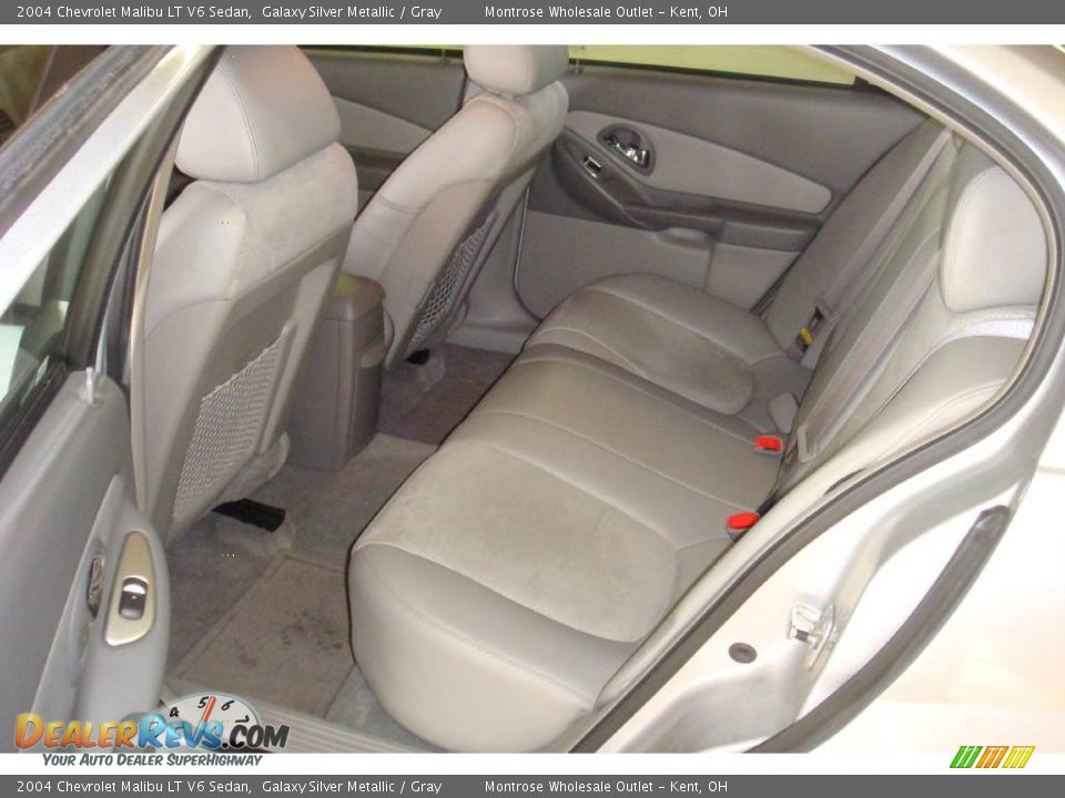 2004 Chevrolet Malibu LT V6 Sedan Galaxy Silver Metallic / Gray Photo #12