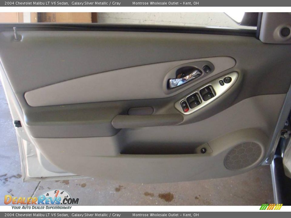 2004 Chevrolet Malibu LT V6 Sedan Galaxy Silver Metallic / Gray Photo #13