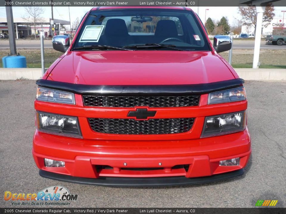 2005 Chevrolet Colorado Regular Cab Victory Red / Very Dark Pewter Photo #2