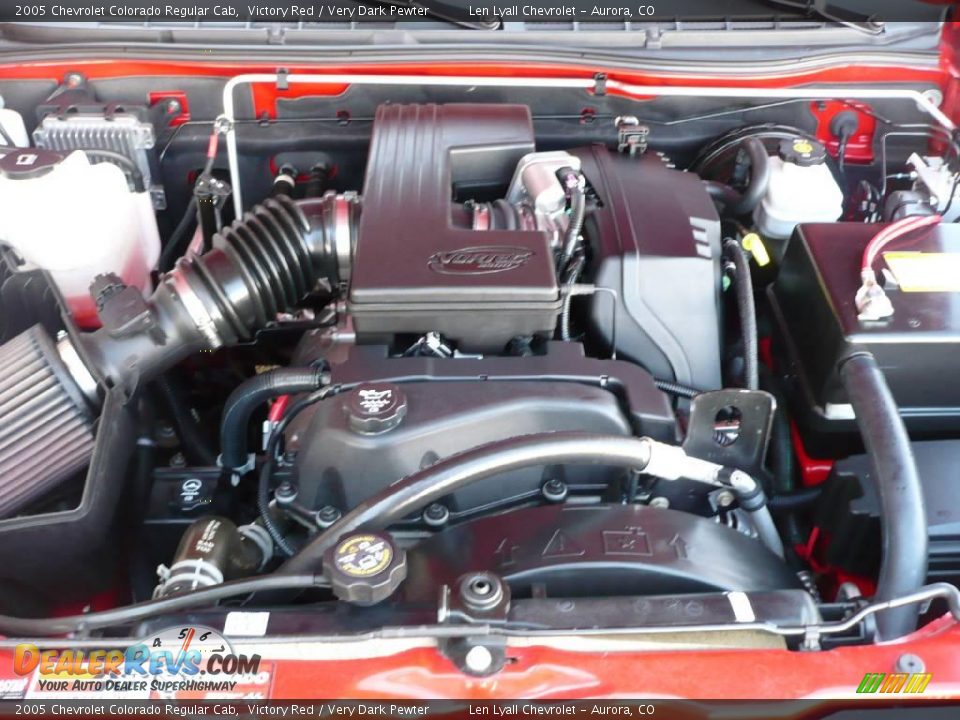 2005 Chevrolet Colorado Regular Cab Victory Red / Very Dark Pewter Photo #18