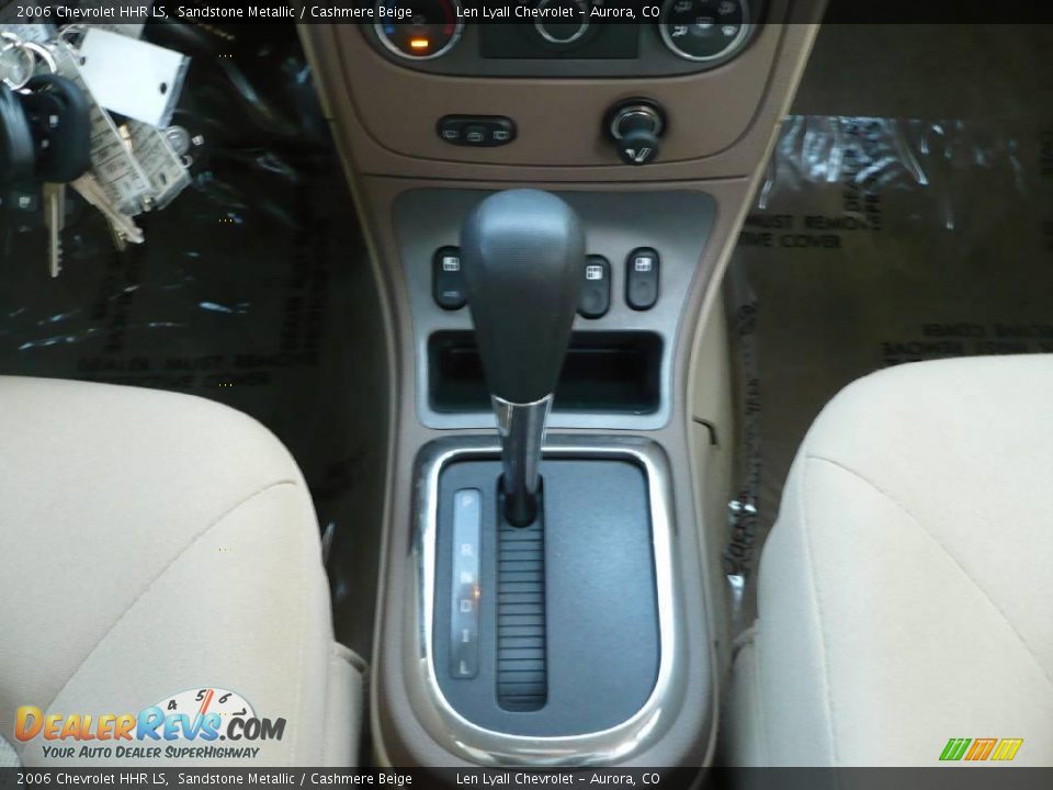 2006 Chevrolet HHR LS Sandstone Metallic / Cashmere Beige Photo #18