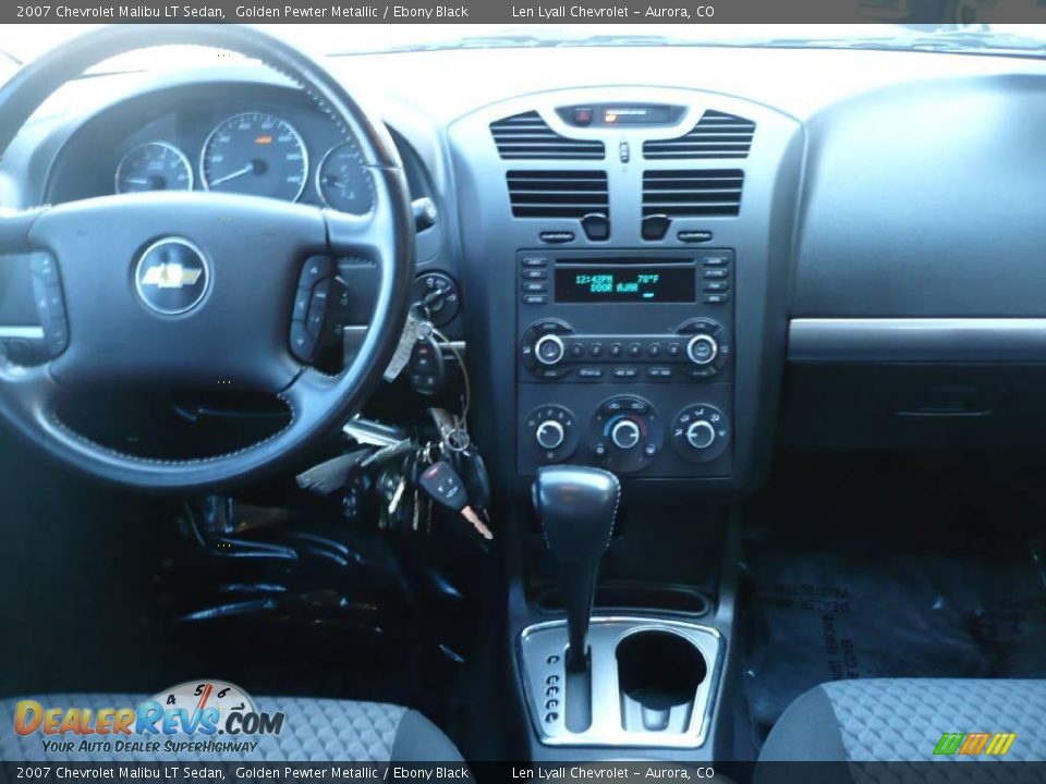 2007 Chevrolet Malibu LT Sedan Golden Pewter Metallic / Ebony Black Photo #16