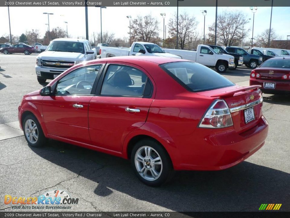 2009 Chevrolet Aveo LT Sedan Victory Red / Charcoal Photo #4
