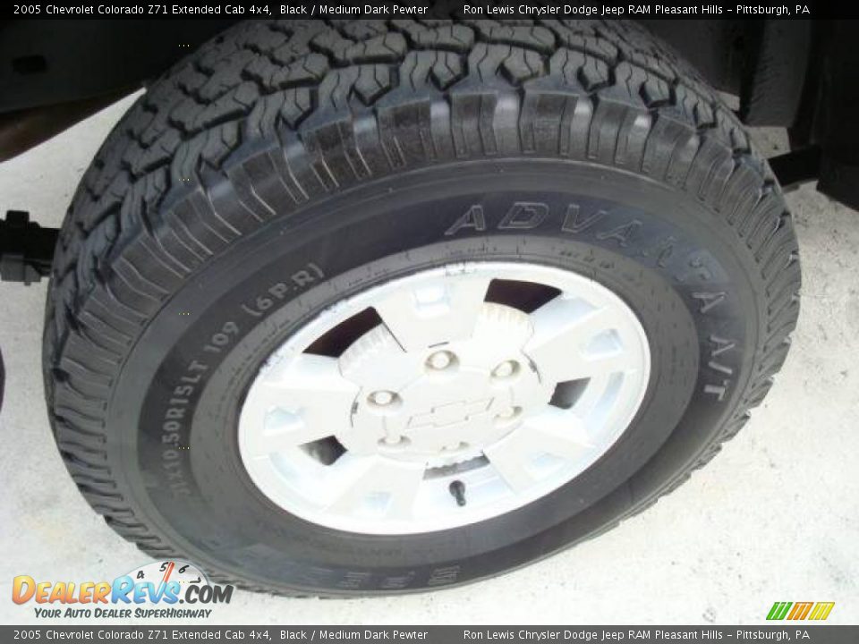 2005 Chevrolet Colorado Z71 Extended Cab 4x4 Black / Medium Dark Pewter Photo #12