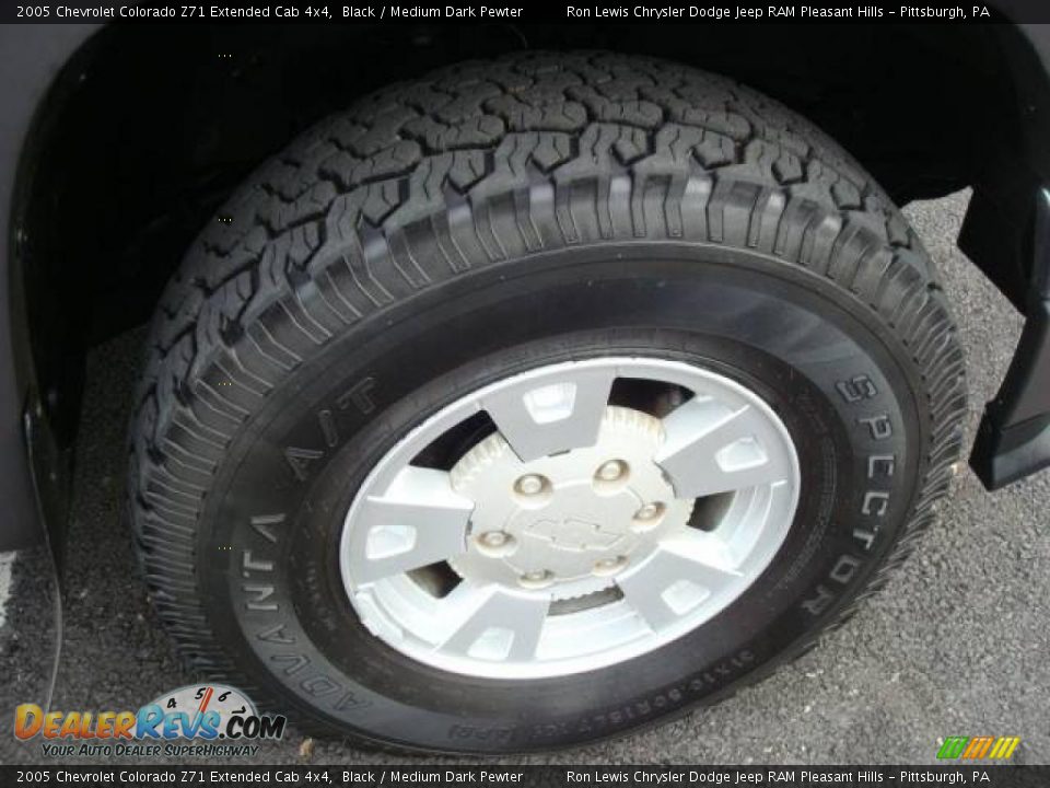 2005 Chevrolet Colorado Z71 Extended Cab 4x4 Black / Medium Dark Pewter Photo #13