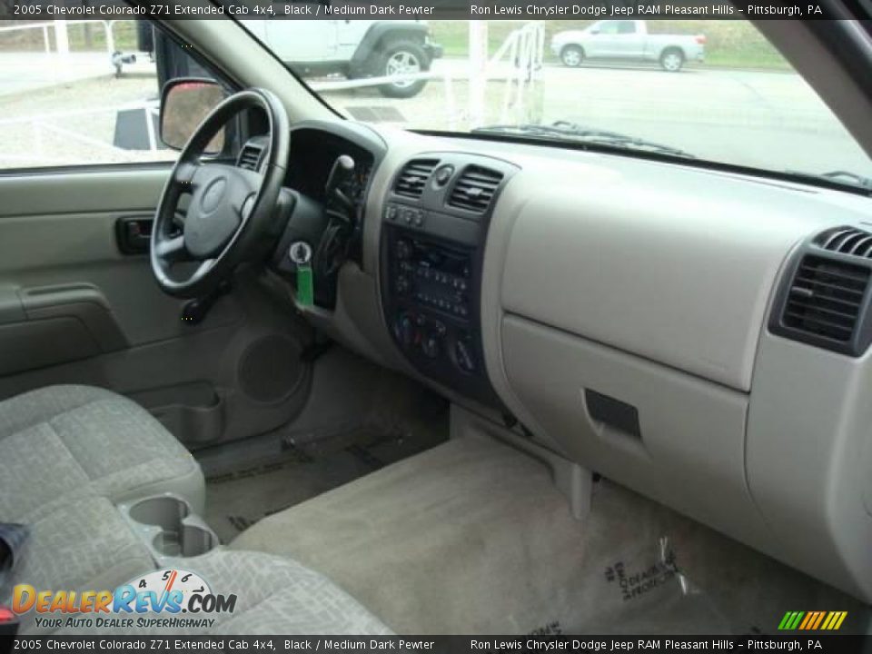 2005 Chevrolet Colorado Z71 Extended Cab 4x4 Black / Medium Dark Pewter Photo #15