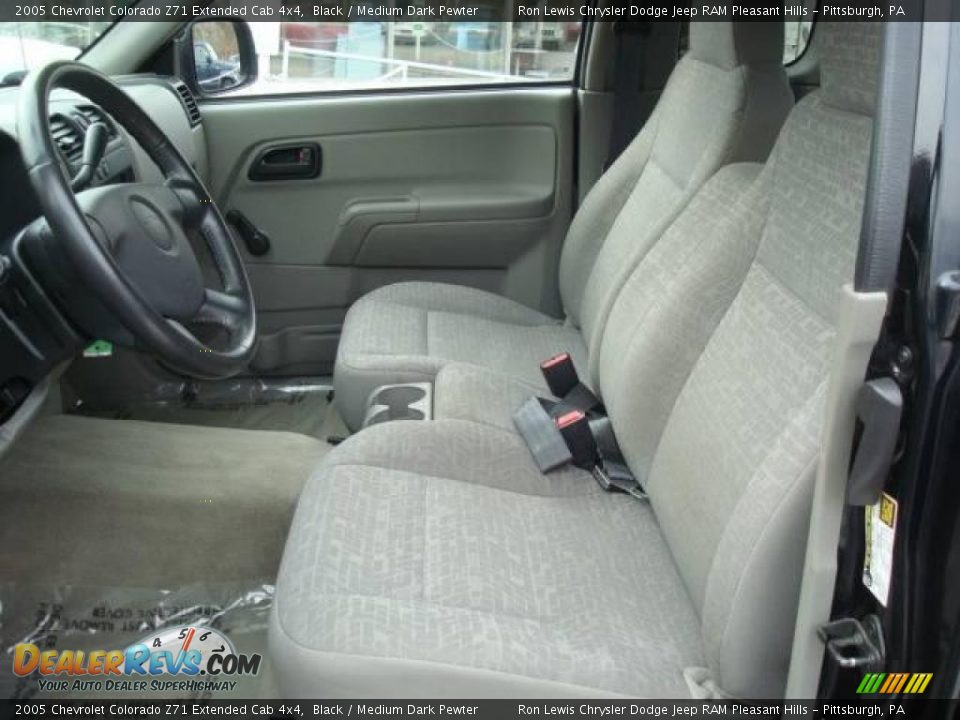 2005 Chevrolet Colorado Z71 Extended Cab 4x4 Black / Medium Dark Pewter Photo #19