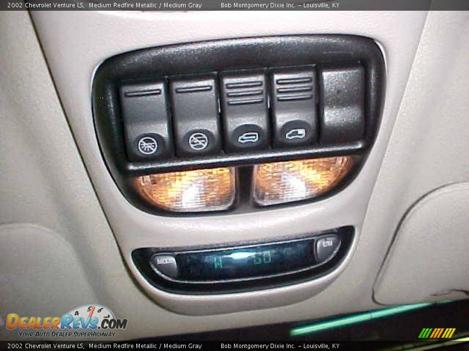 2002 Chevrolet Venture LS Medium Redfire Metallic / Medium Gray Photo #26