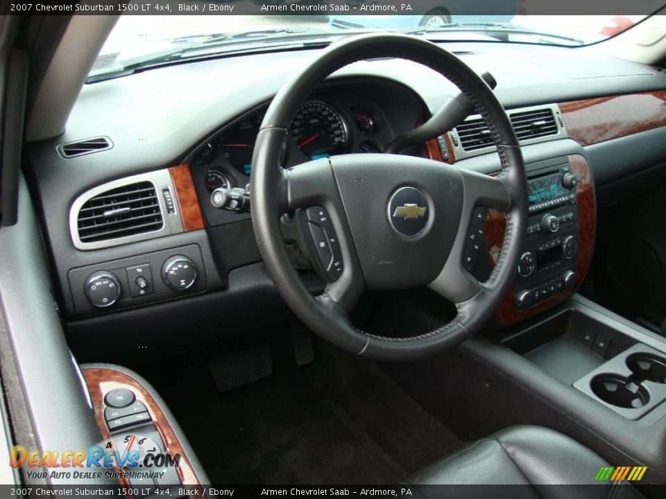2007 Chevrolet Suburban 1500 LT 4x4 Black / Ebony Photo #11