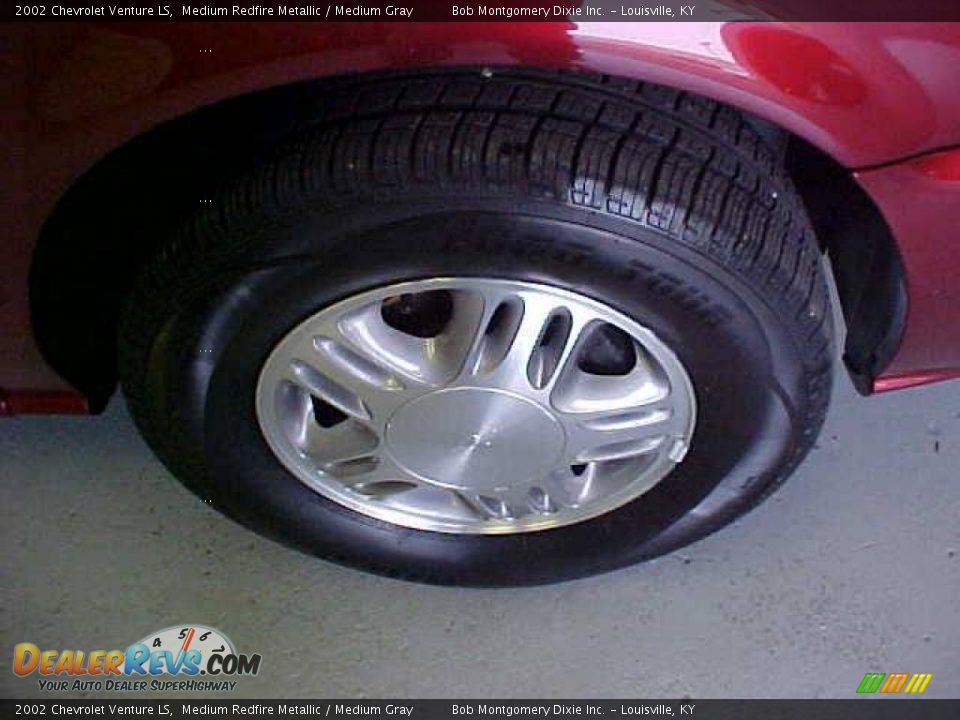 2002 Chevrolet Venture LS Medium Redfire Metallic / Medium Gray Photo #28
