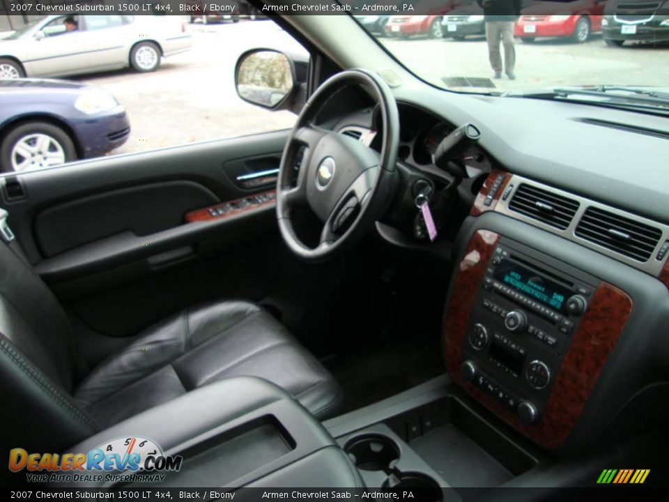 2007 Chevrolet Suburban 1500 LT 4x4 Black / Ebony Photo #18