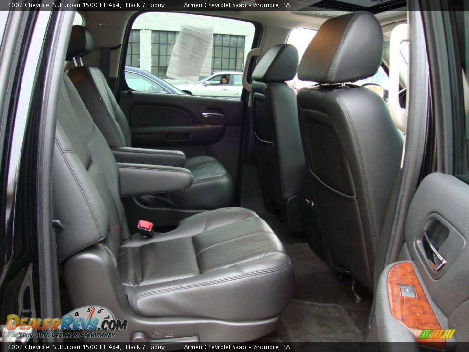 2007 Chevrolet Suburban 1500 LT 4x4 Black / Ebony Photo #20