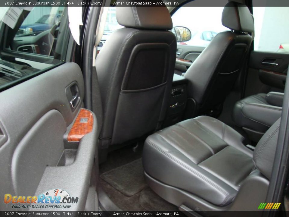 2007 Chevrolet Suburban 1500 LT 4x4 Black / Ebony Photo #22