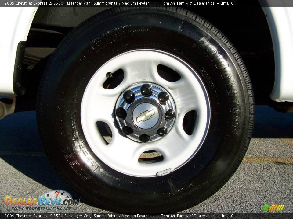 2009 Chevrolet Express LS 3500 Passenger Van Summit White / Medium Pewter Photo #8