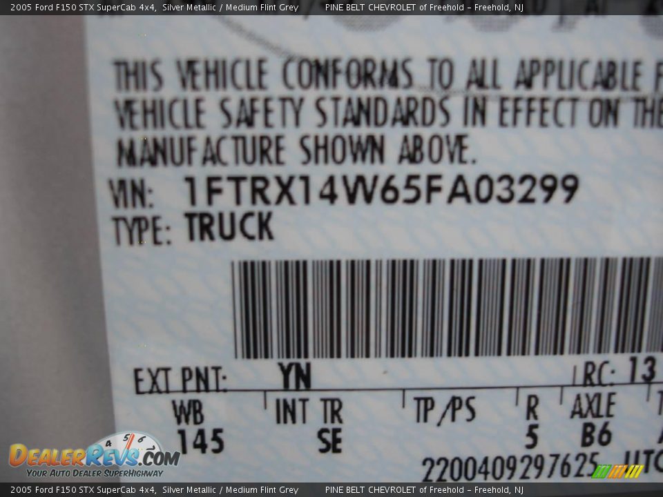2005 Ford F150 STX SuperCab 4x4 Silver Metallic / Medium Flint Grey Photo #15