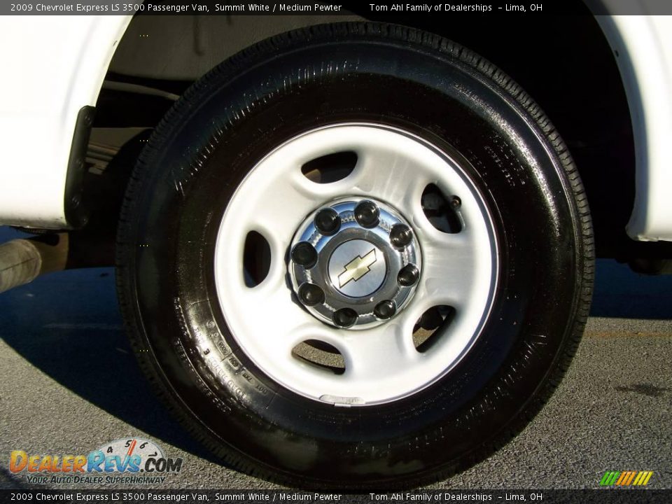 2009 Chevrolet Express LS 3500 Passenger Van Summit White / Medium Pewter Photo #8
