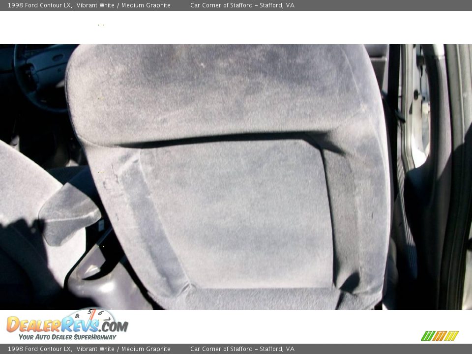 1998 Ford Contour LX Vibrant White / Medium Graphite Photo #20