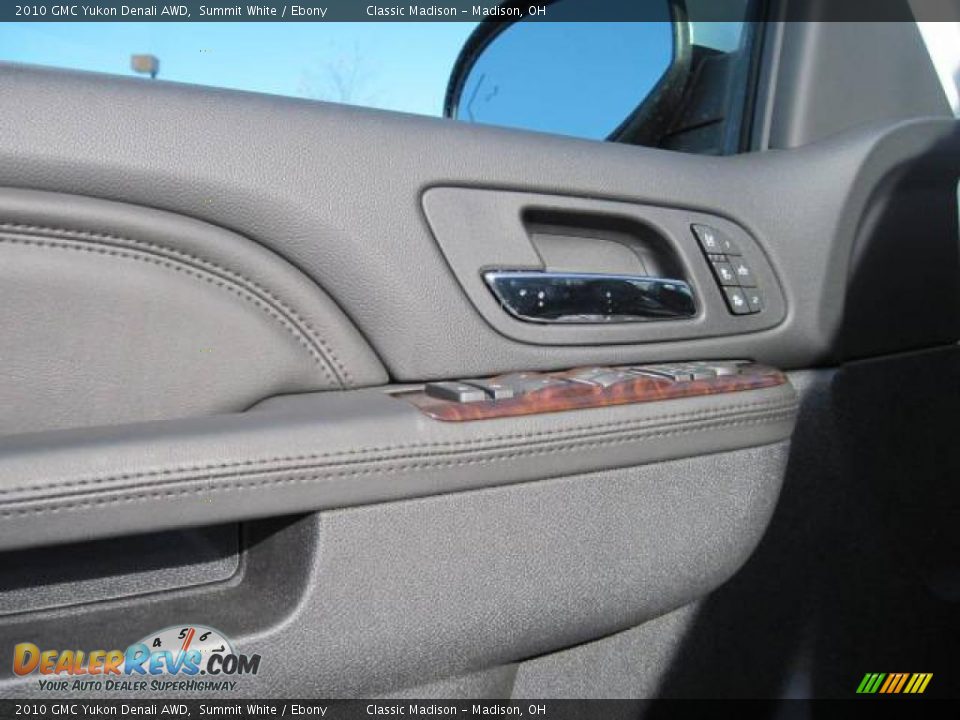 2010 GMC Yukon Denali AWD Summit White / Ebony Photo #6