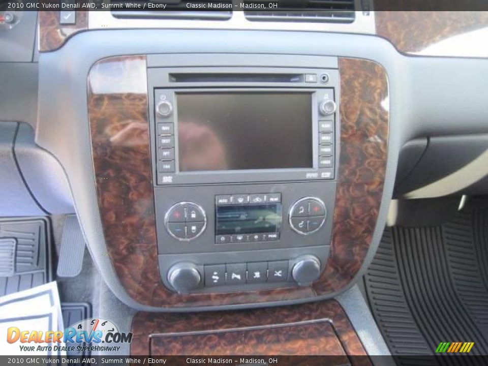 2010 GMC Yukon Denali AWD Summit White / Ebony Photo #11