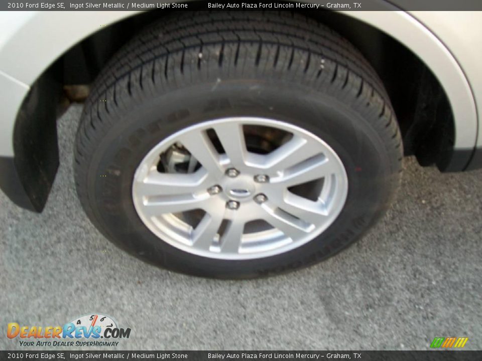 2010 Ford Edge SE Ingot Silver Metallic / Medium Light Stone Photo #8
