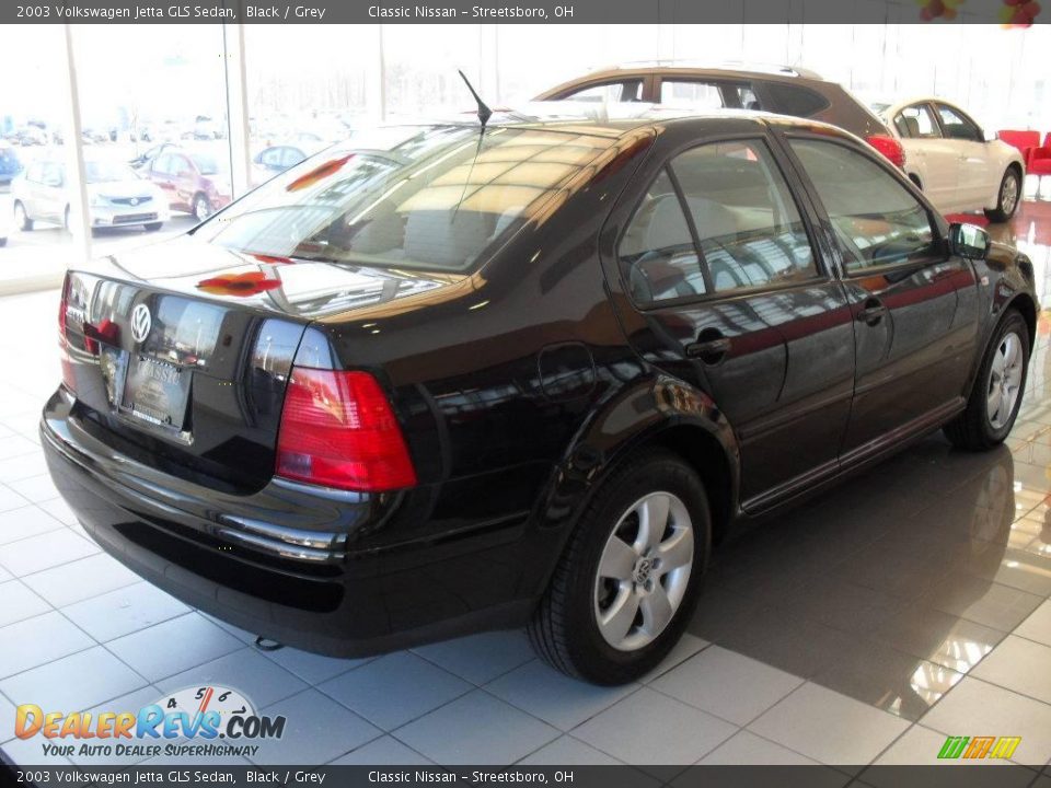 2003 Volkswagen Jetta GLS Sedan Black / Grey Photo #3