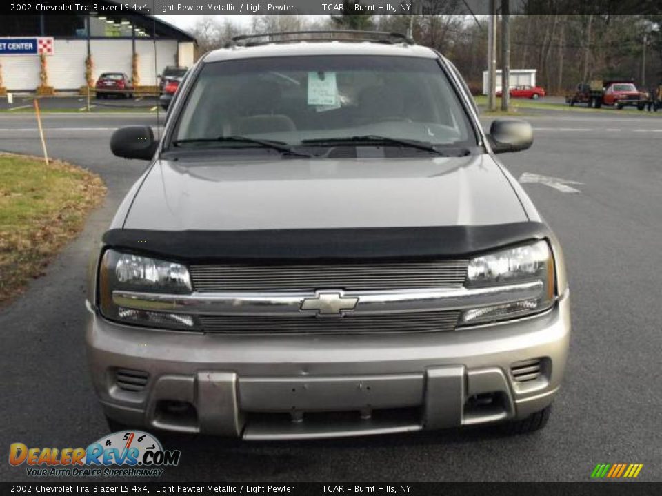 2002 Chevrolet TrailBlazer LS 4x4 Light Pewter Metallic / Light Pewter Photo #3
