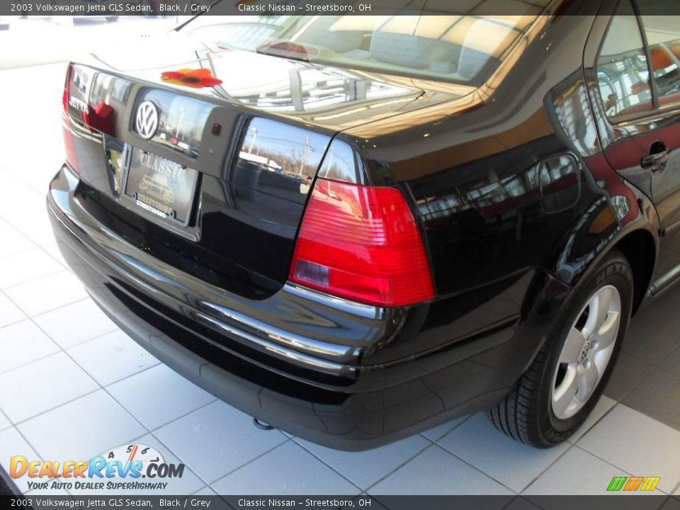2003 Volkswagen Jetta GLS Sedan Black / Grey Photo #10