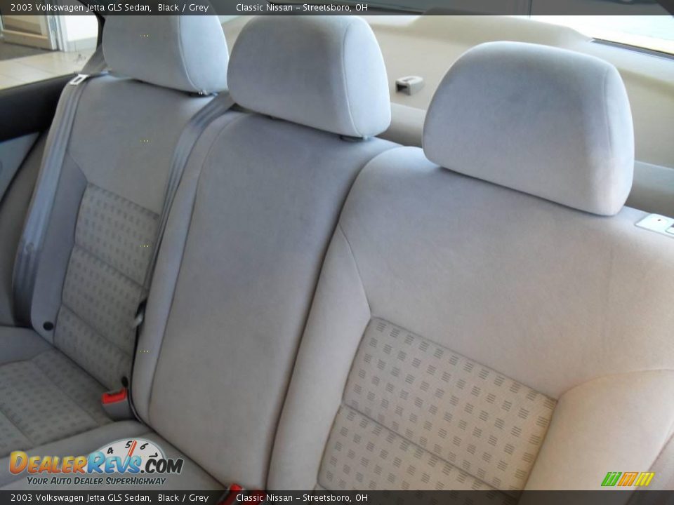 2003 Volkswagen Jetta GLS Sedan Black / Grey Photo #18