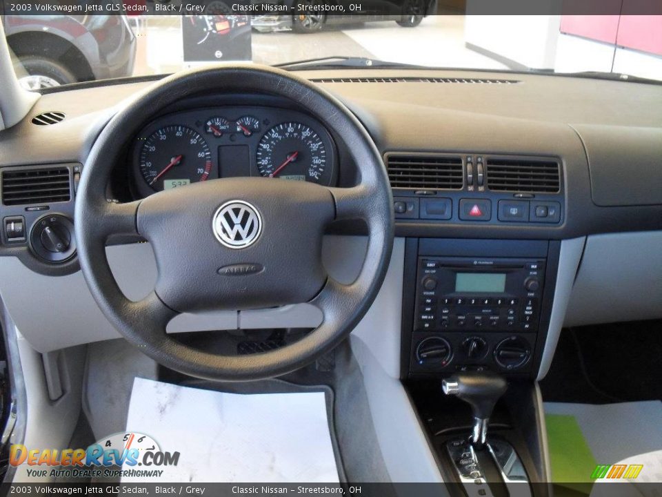 2003 Volkswagen Jetta GLS Sedan Black / Grey Photo #19